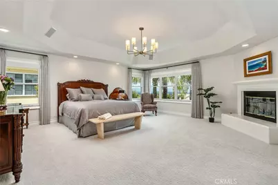 24918 Vista Verenda, Woodland Hills, CA 91367 - Photo 21