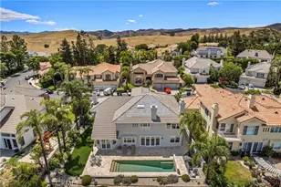 24918 Vista Verenda, Woodland Hills, CA 91367 - Photo 29