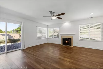 26277 Rainbow Glen Dr, Newhall, CA 91321 - Photo 3