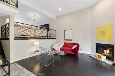21125 Lassen Street #2, Chatsworth, CA 91311 - Photo 3