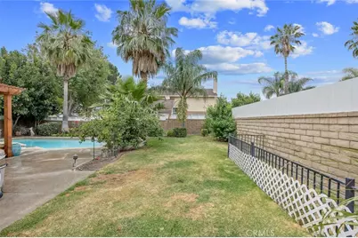 27503 Fairport, Canyon Country, CA 91351 - Photo 35