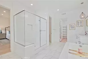 27533 Golden Currant Pl, Valencia, CA 91381 - Photo 19