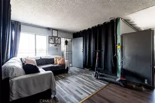 1683 S Longwood, Los Angeles, CA 90019 - Photo 9