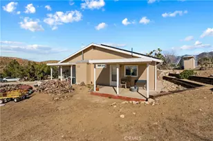 29125 Devils Punchbowl Rd, Pearblossom, CA 93553 - Photo 49