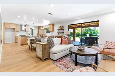 18614 Delano Street, Tarzana, CA 91335 - Photo 15