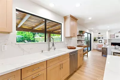 18614 Delano Street, Tarzana, CA 91335 - Photo 25