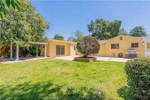 10845 Zelzah, Granada Hills, CA 91344 - Photo 37