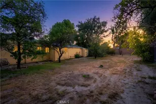 10845 Zelzah, Granada Hills, CA 91344 - Photo 41