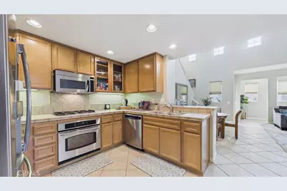 27034 Fairway, Valencia, CA 91381 - Photo 15