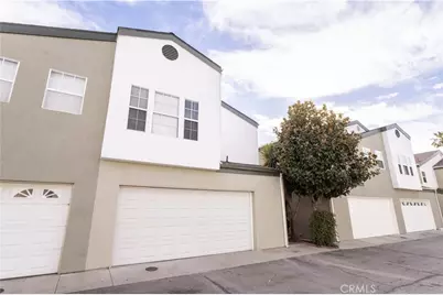 9146 Lemona Avenue #105, North Hills, CA 91343 - Photo 5