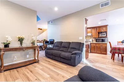 9146 Lemona Avenue #105, North Hills, CA 91343 - Photo 17