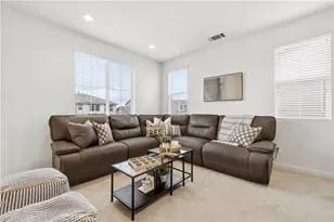 18135 Tableau Way, Saugus, CA 91350 - Photo 23