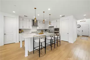 18135 Tableau Way, Saugus, CA 91350 - Photo 13