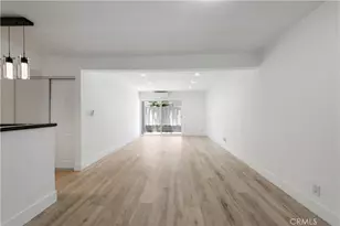 18620 Hatteras Street, Tarzana, CA 91356 - Photo 3