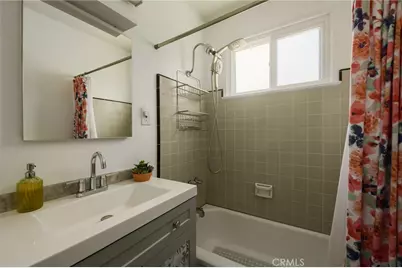 6834 Shoshone, Lake Balboa, CA 91406 - Photo 23