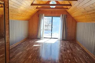15325 Acacia Way, Pine Mountain Club, CA 93222 - Photo 11