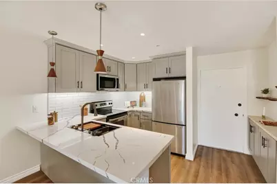 278 N Wilshire #B10, Anaheim, CA 92801 - Photo 3