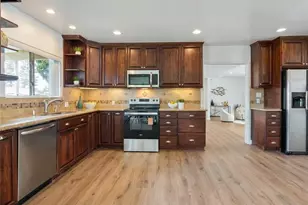 18931 Mayall St, Northridge, CA 91324 - Photo 11