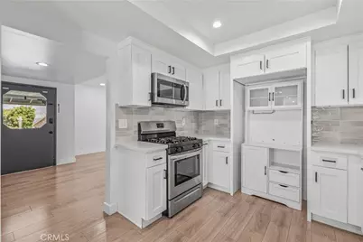 28019 Deep Creek, Canyon Country, CA 91387 - Photo 7