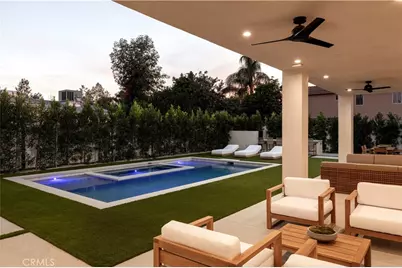 15202 Hesby Street, Sherman Oaks, CA 91403 - Photo 15