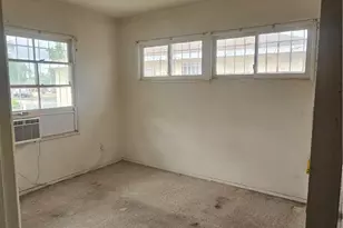 15949 Ludlow St, Granada Hills, CA 91344 - Photo 13