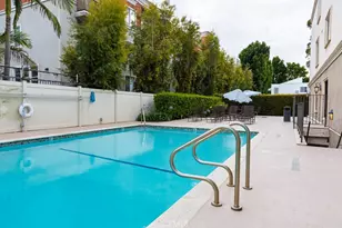 15344 Weddington St, Sherman Oaks, CA 91411 - Photo 23