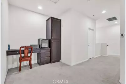 9849 Dreams, Mission Hills (San Fernando), CA 91345 - Photo 21