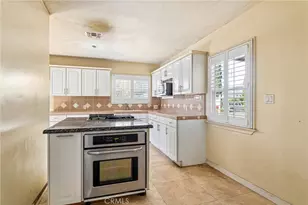 14757 Hartland, Van Nuys, CA 91405 - Photo 13