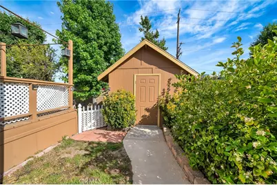 21220 Willow Weed Way, Canyon Country, CA 91351 - Photo 13
