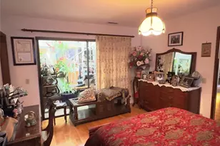 530 N Naomi, Burbank, CA 91505 - Photo 17