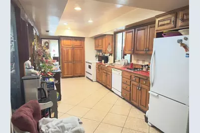 530 N Naomi, Burbank, CA 91505 - Photo 11