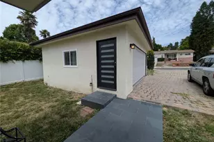 4741 Don Pio Dr, Woodland Hills, CA 91364 - Photo 7