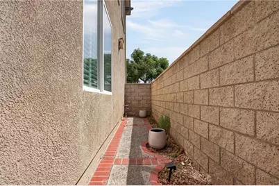 19758 Santa Rosa Drive, Porter Ranch, CA 91326 - Photo 35