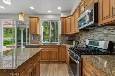 26023 Salinger, Stevenson Ranch, CA 91381 - Photo 5