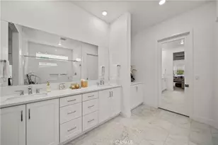 29448 Via Diamante, Valencia, CA 91354 - Photo 33