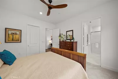 29448 Via Diamante, Valencia, CA 91354 - Photo 43