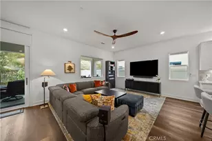 29448 Via Diamante, Valencia, CA 91354 - Photo 11