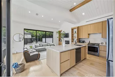 5414 Genesta, Encino, CA 91316 - Photo 59