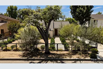 4845 Matilija, Sherman Oaks, CA 91423 - Photo 3