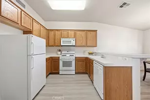 11500 Indian Hawthorne, Bakersfield, CA 93311 - Photo 9