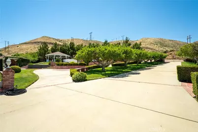 5801 Hacienda Ranch, Palmdale, CA 93551 - Photo 45