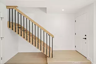 7010 Lennox Ave, Van Nuys, CA 91405 - Photo 15