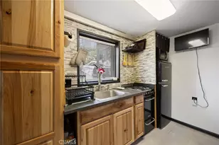 17601 Lone Pine, Lake Hughes, CA 93532 - Photo 7