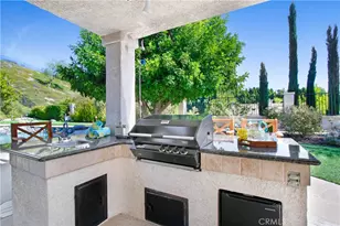 12036 Wood Ranch Rd, Granada Hills, CA 91344 - Photo 47