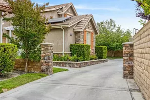 25701 Chestnut Way, Stevenson Ranch, CA 91381 - Photo 3