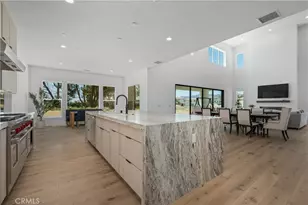 11091 Woodcrest Ct, Chatsworth, CA 91311 - Photo 23