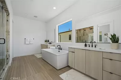 11091 Woodcrest Court, Chatsworth, CA 91311 - Photo 35