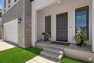11091 Woodcrest Ct, Chatsworth, CA 91311 - Photo 3