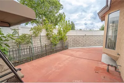 22942 Banyan Place, Saugus, CA 91390 - Photo 25