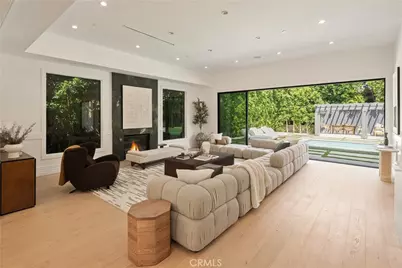 11835 Kling Street, Valley Village, CA 91607 - Photo 15